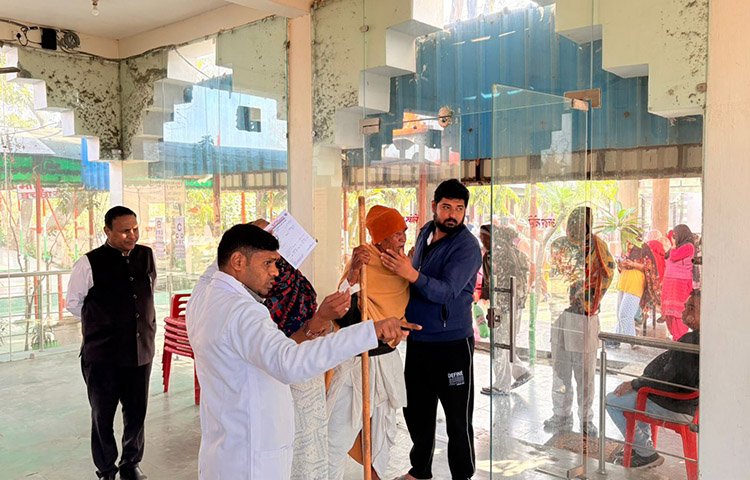 Empowering Vision: Free Vision & Cataract Camp by Lions Club Delhi Naya Bazar